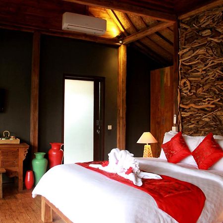 Ubud Virgin Villa Exterior photo