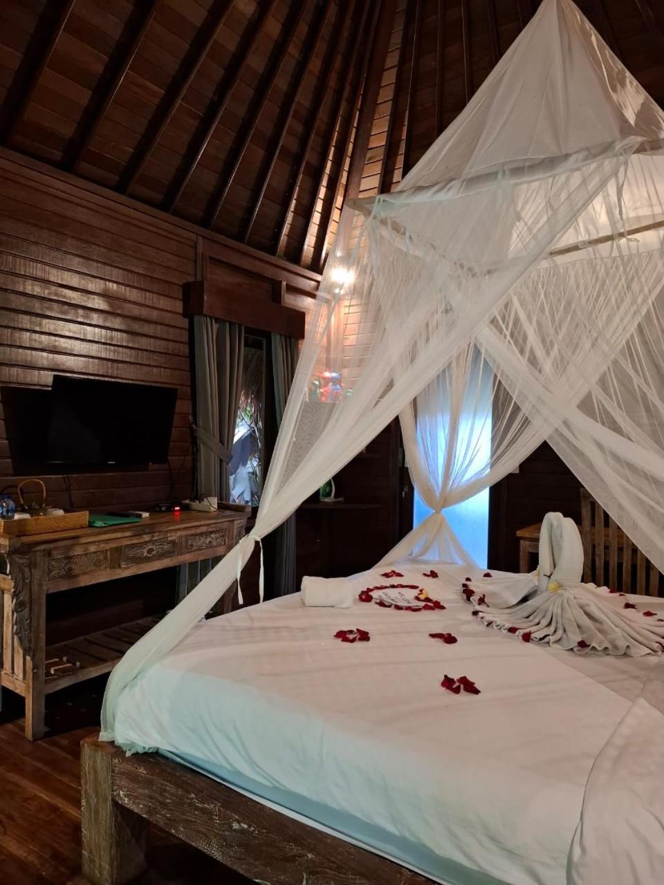 Ubud Virgin Villa Exterior photo