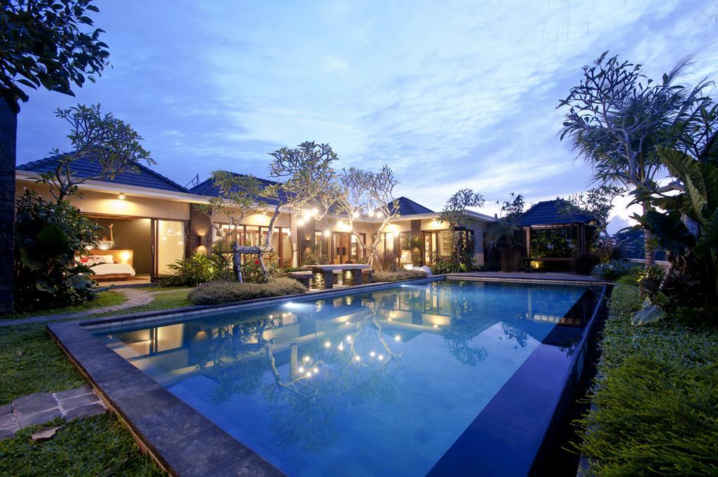 Ubud Virgin Villa Exterior photo